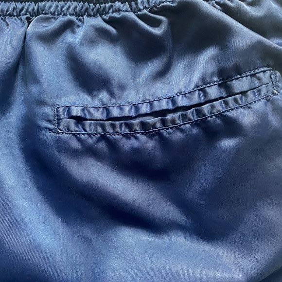 Vintage Wilson basketball shorts - Picture 6 of 9